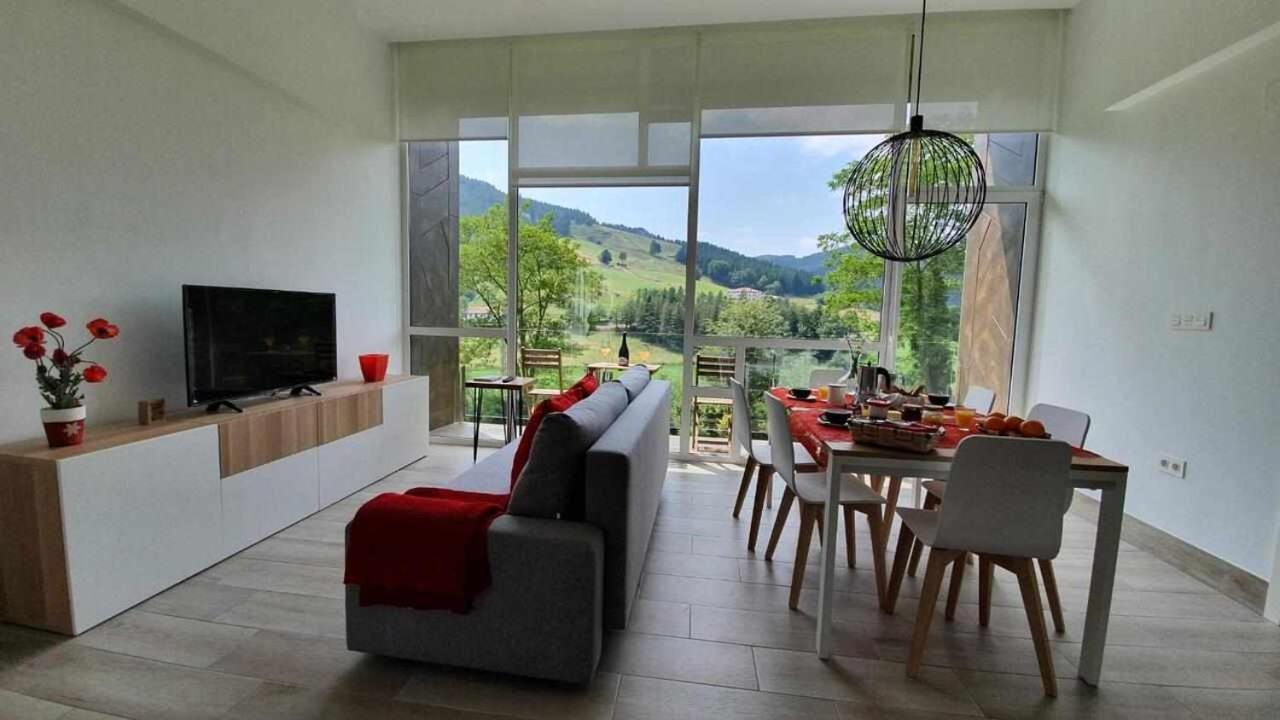 Appartamento Bergaretxe Geltokia Legazpia Esterno foto